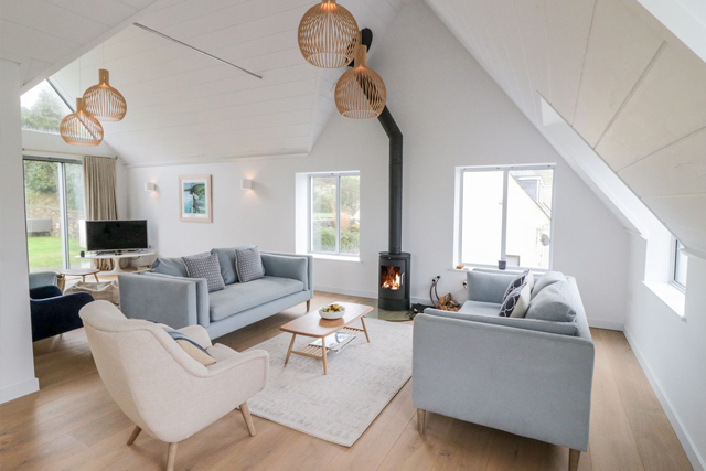 Money saving tips - quality furnishings